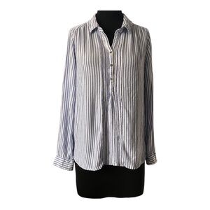 beachlunchlounge Blue and White Striped Button Down Shirt Size L